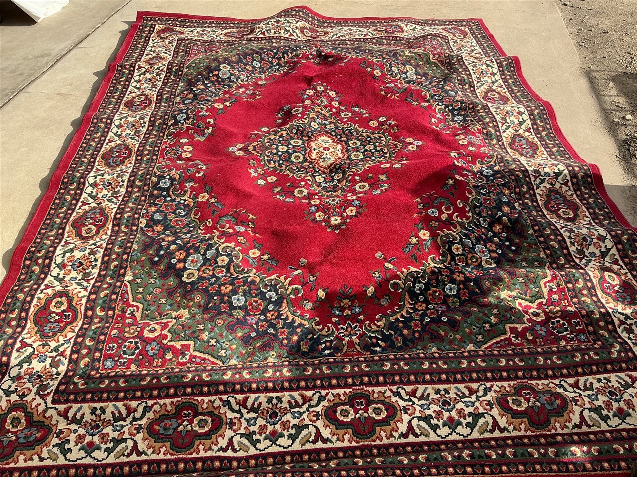 Floor Rug -- Floral Pattern - Made In Egypt - Size 2400 X3300 mm  (Collect From Greenfields )