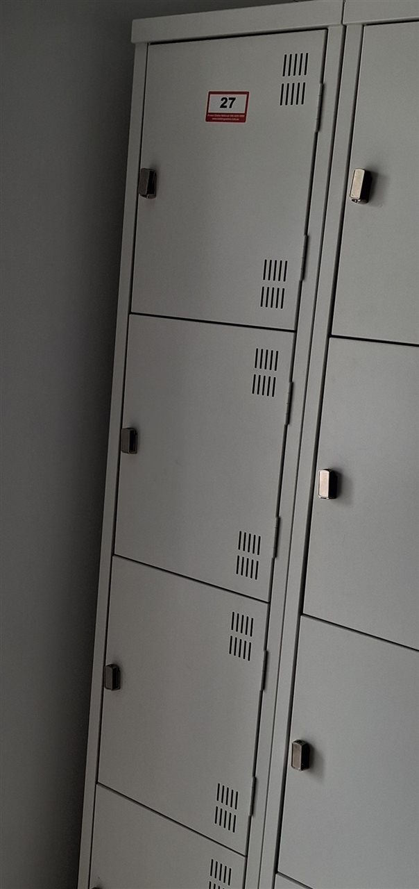Steel 4 Door Combo Personal Locker -( Collect From Victor Harbor )