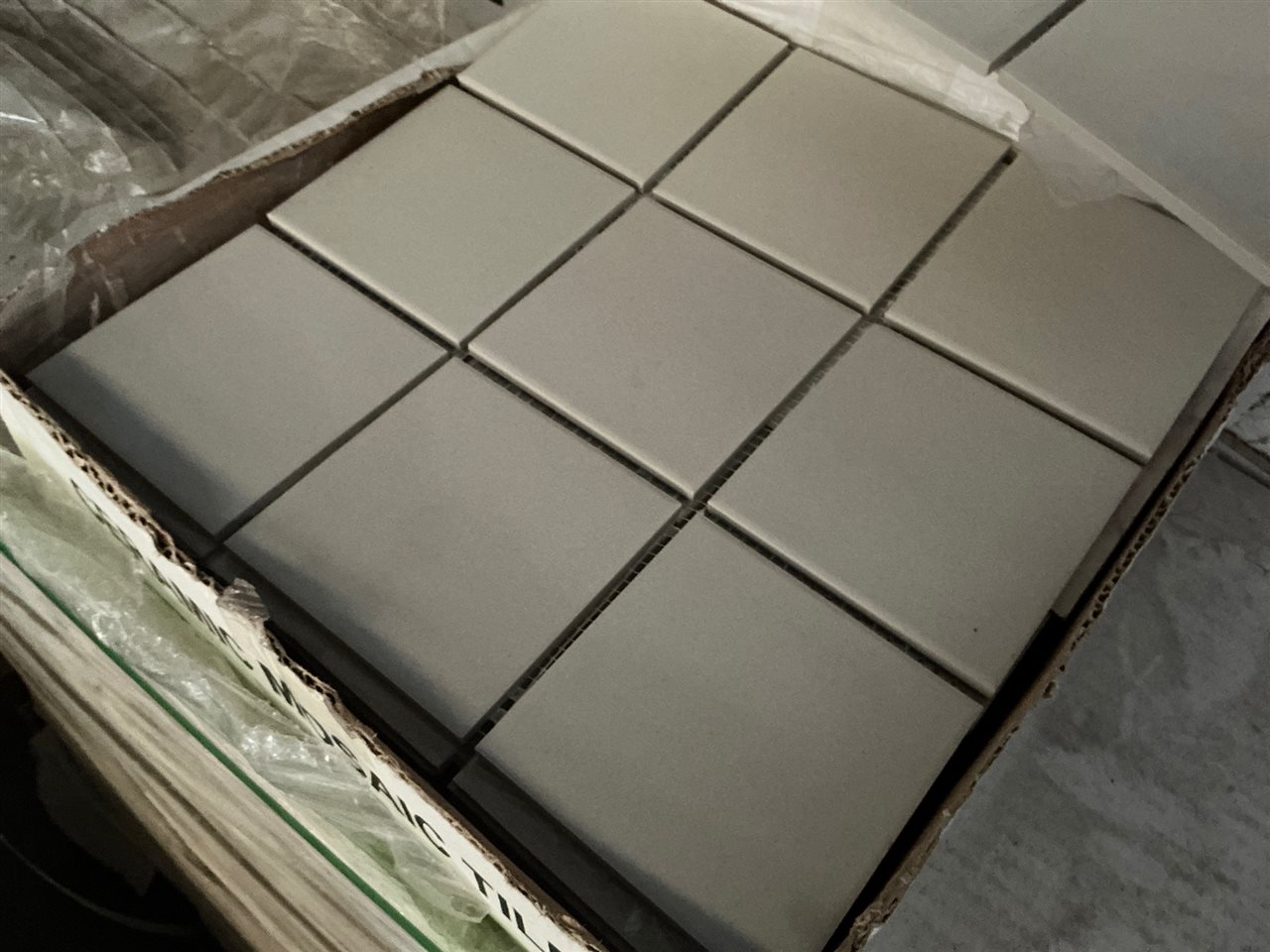 Alabaster Mosaic Tile, 300 x 300, 11 Per Box, 99 Boxes, 98.01 SQM Approx. IRP $4,901