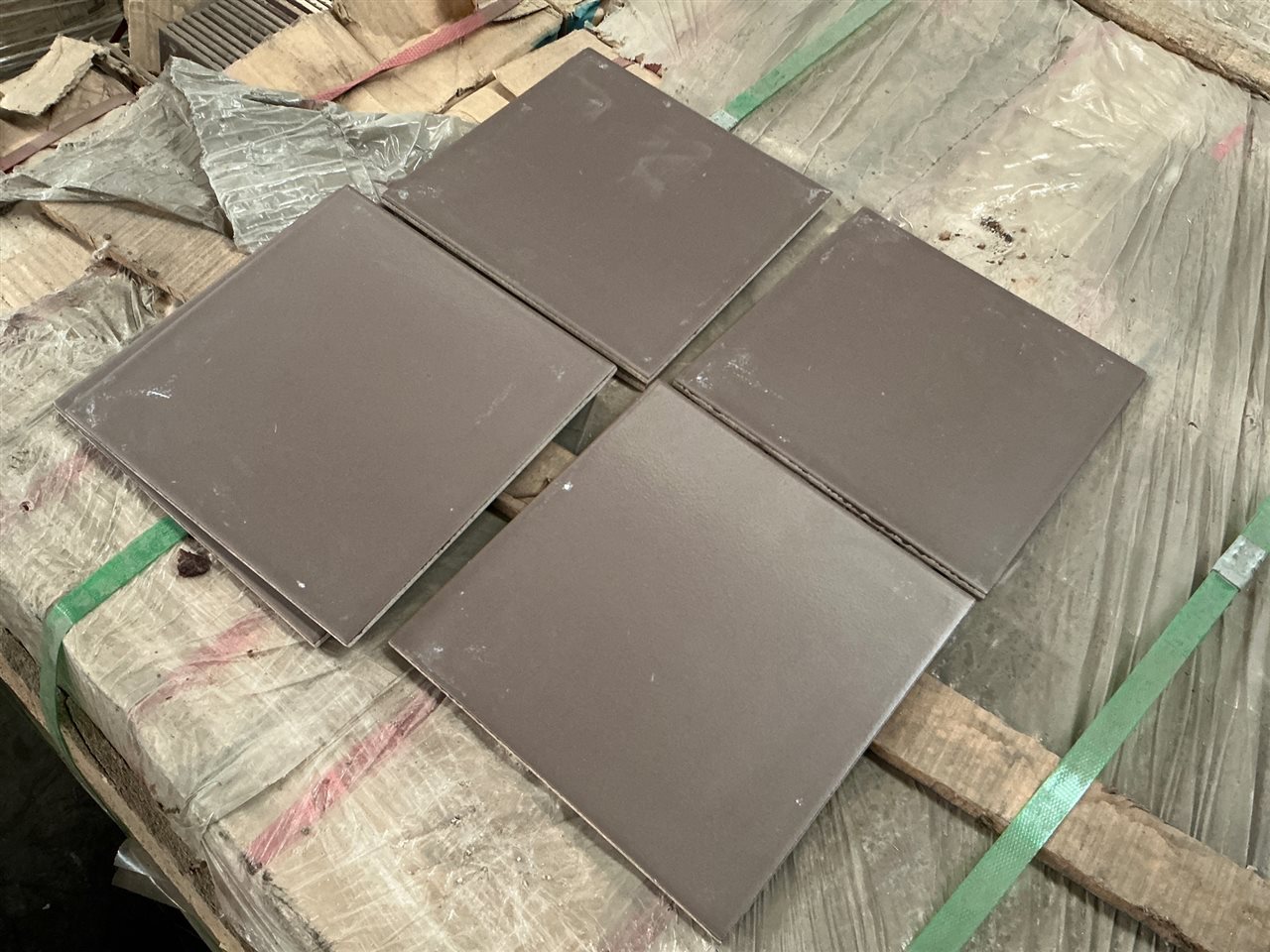 Expresso Tile, 200 x 200, 37 Pcs Per Box, 1.48sqm Box, 60 Boxes Approx, 88.8 M² Approx. IRP $3996