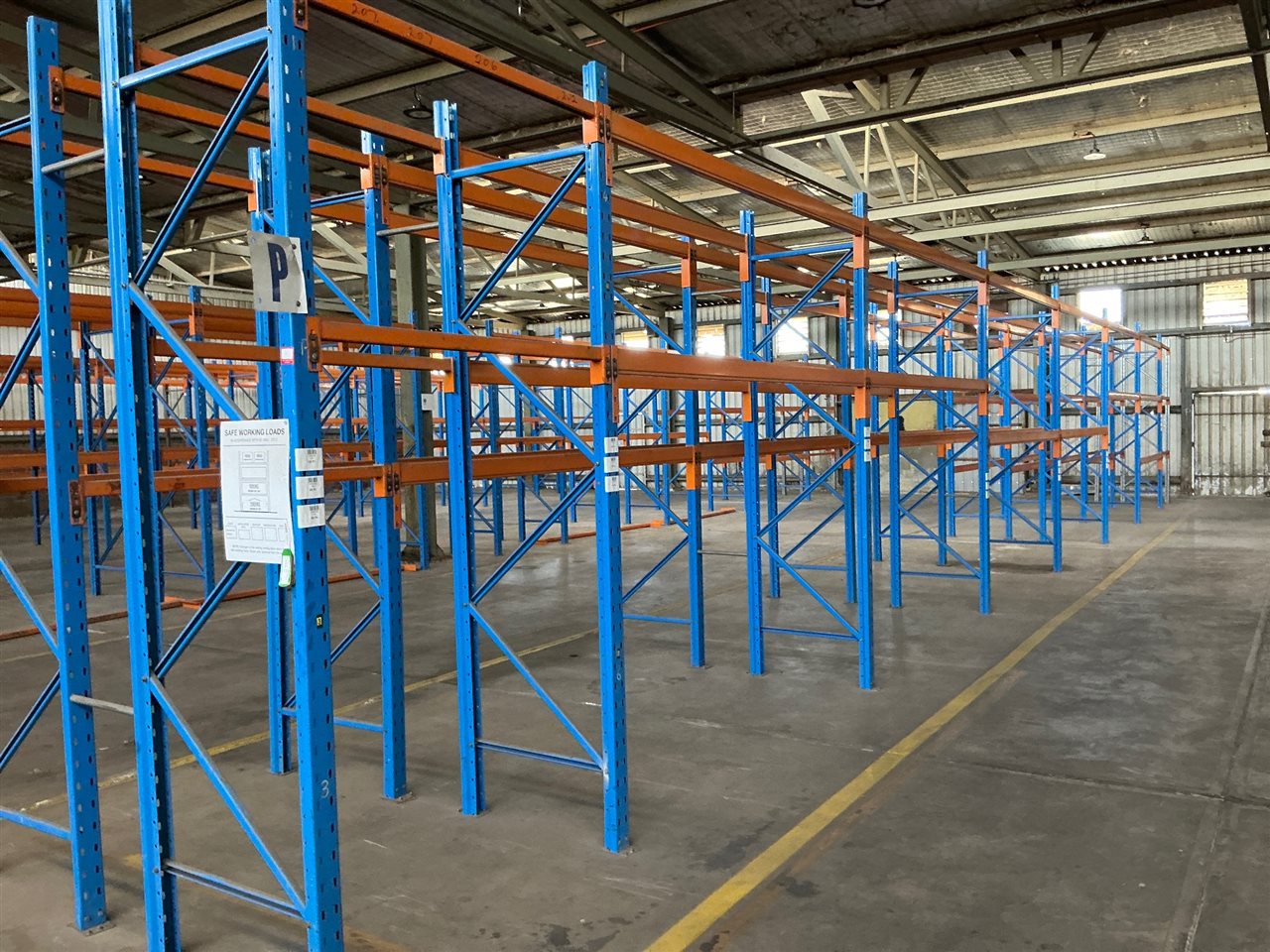Pallet Racking, Dexion- 6 Bays - Overall Length  20 M - Approx-  3 Metre High -