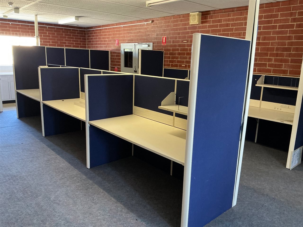 Workstation Setting Coimprising of - 10 Desk Stations (Desk Size Each - 1800 x 800 mm -Quantity of Worksation Partitions -1800 mm High