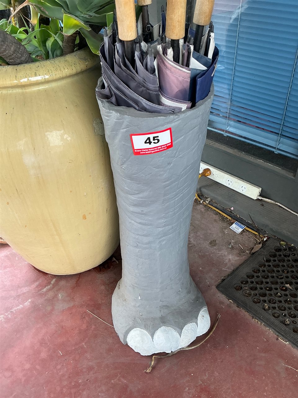 Elephant Foot Umbrella Stand with Umbrellas