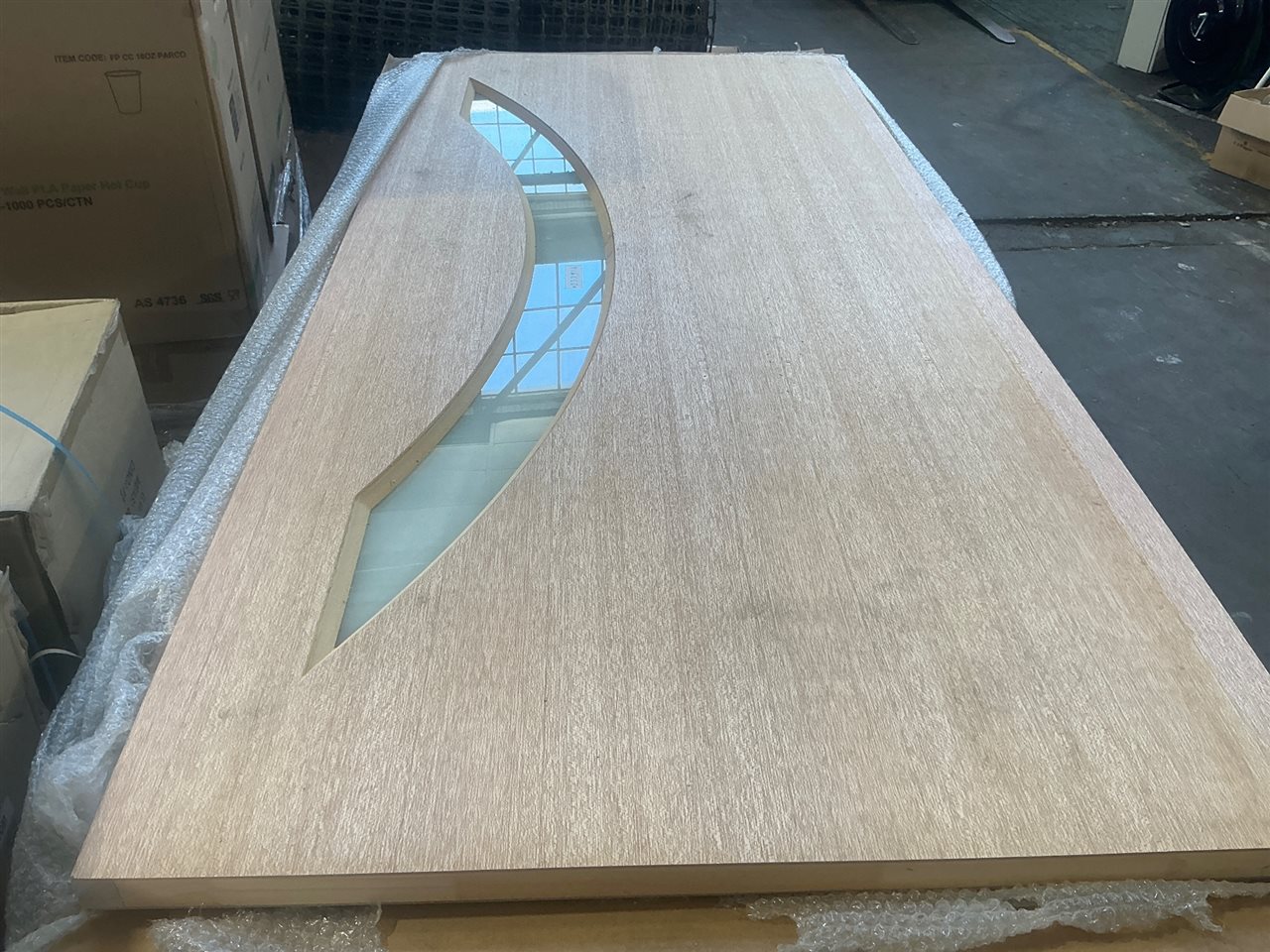 Hume 2040X920X40 Newington Xn6, Translucent Glazing Veneer RRP $1050