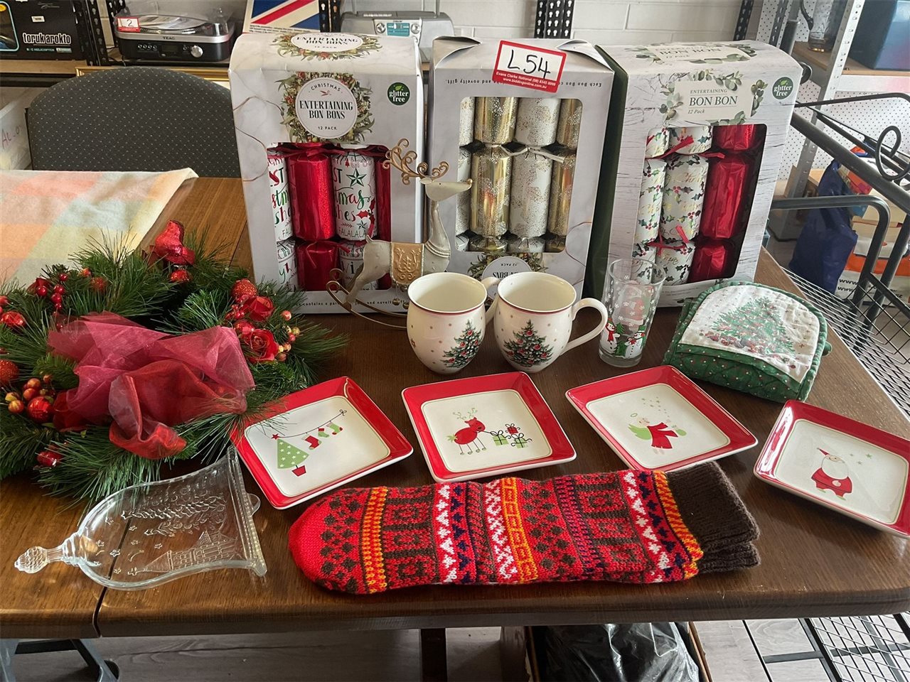 Christmas Wreath, Santa Plates, Bon Bons Etc