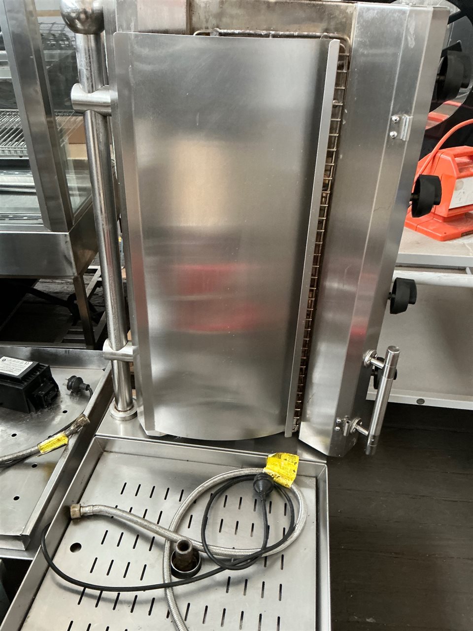 Vertical Rotisserie Grill - Yiros, Missing One Door