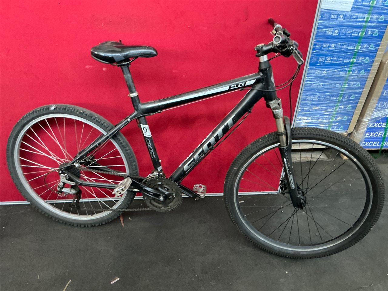 Scott Cross Mountain Bike-48 cm Frame - Sold As Is