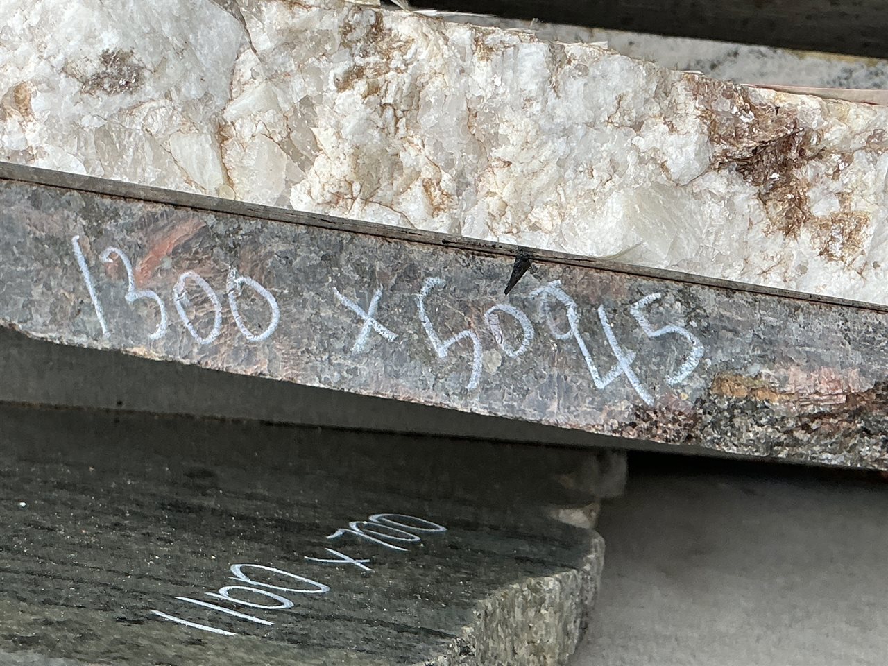 Granite Slab, Sapphire Brown, 1300 x 500 x 30mm approx.