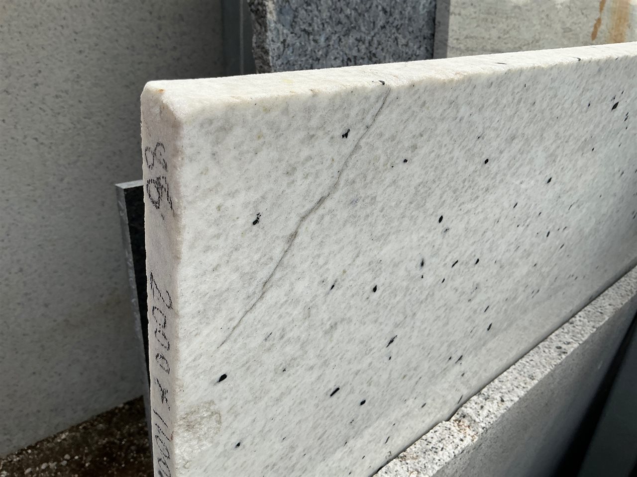 Granite Slab, White, 2000 x 1100 x 30 mm Approx.