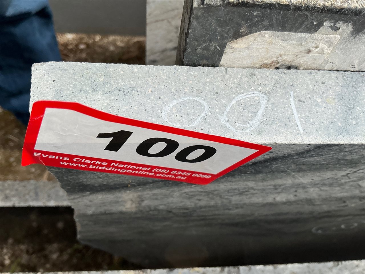 Granite Slab, Grey, 1800 x 600 x 30mm approx.