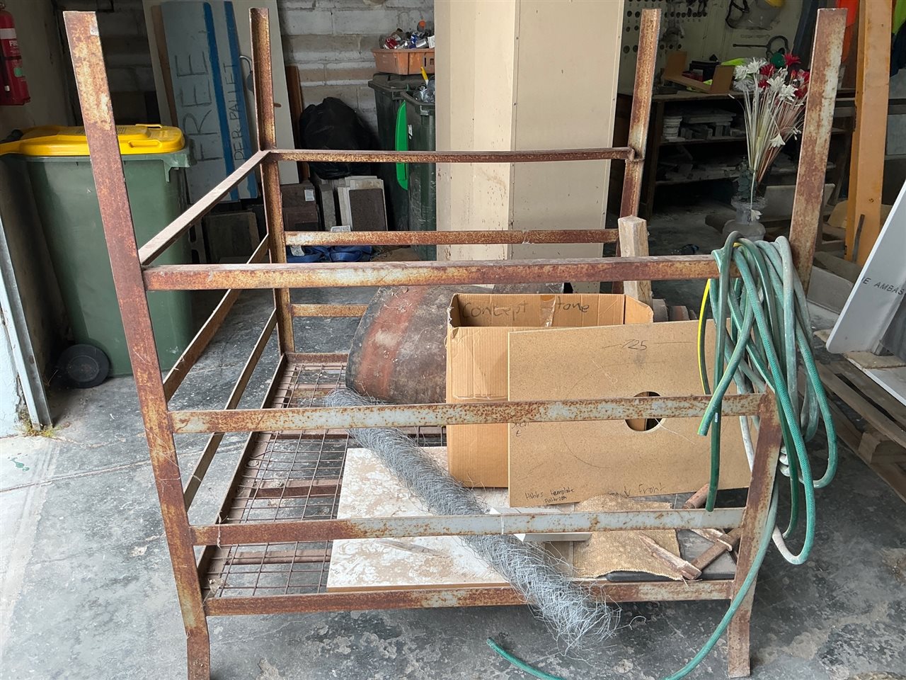 Steel Stillage -1300 x 1300 mm - Mesh Base