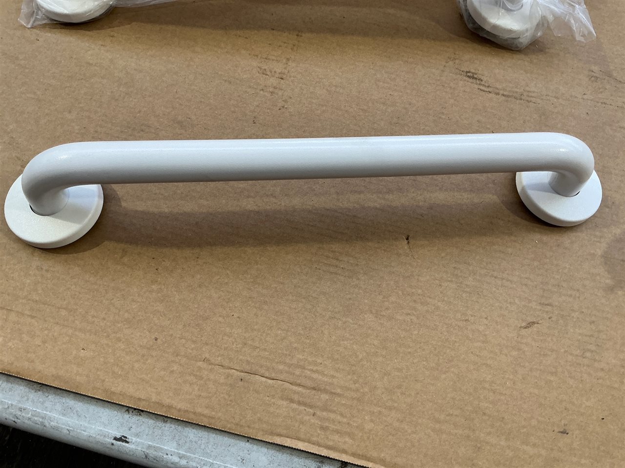 Alum.Grab Handrail -White  -450 mm - Sold Per Each