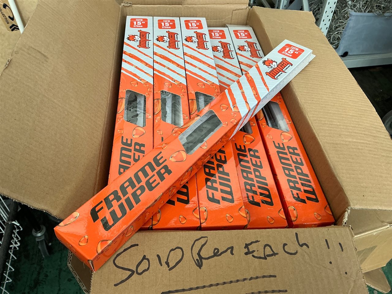 Framed Wiper Blade - Tom Cat -15 “ (375 mm )Sold Per Each