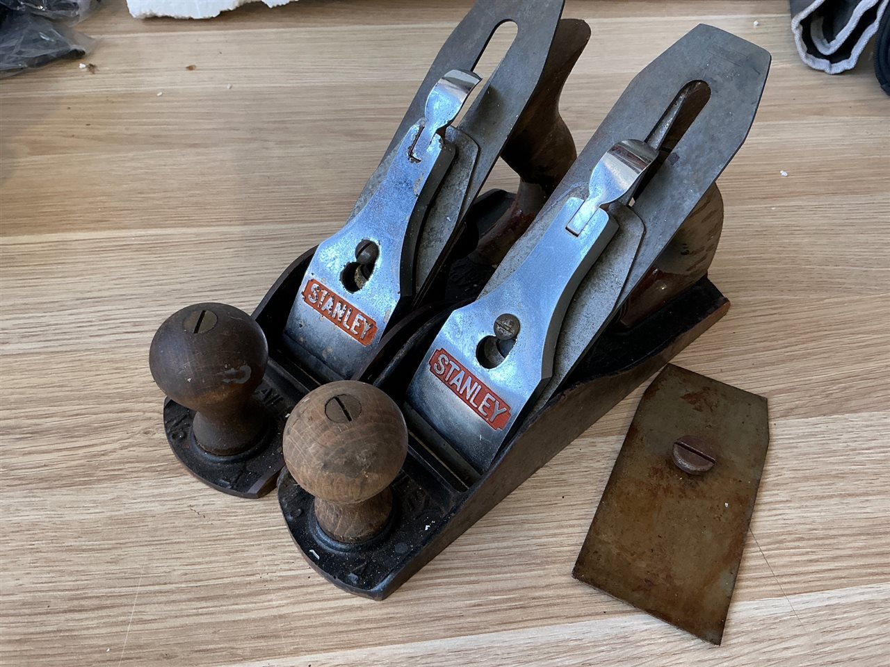 Stanley/ Bailey Smoothing Planes - Quantity of 2 -  Number 4 Plus Spare Blade