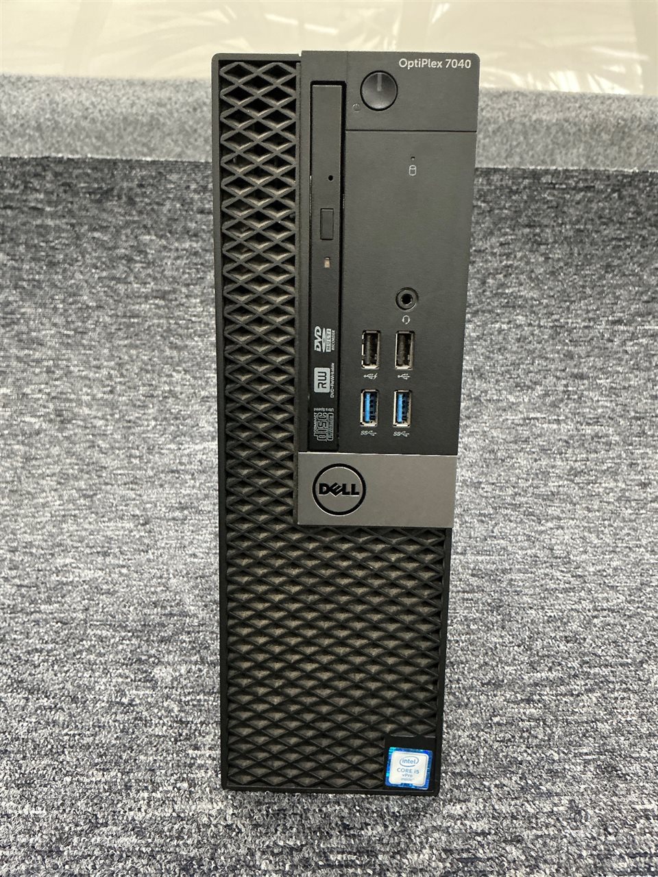 Dell OptiPlex 7040 - Intel Core i5-6500 CPU, 4 GB RAM, 2 x 500GB HDDs with Power Lead