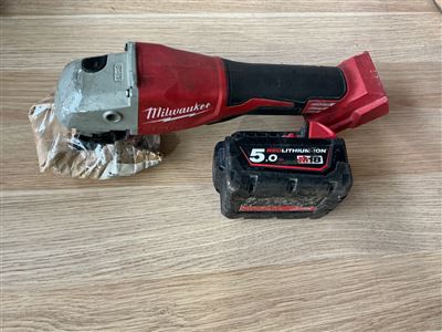 Milwaukee 18 V Cordless Angle Grinder - 125 mm with 5 ..0 Ah Battery No Guard Thumbnail