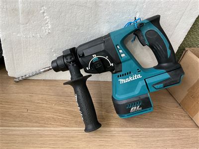 Makita 18 V Cordless Hammer Drill DHR242 - No Battery Thumbnail