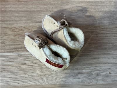 Karoos Baby Booties - Size 4, with Laces, Sold Per Each Thumbnail