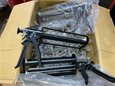 Injection Guns - Twin Tube - Quantity of  3  and Mixer Nozzles - Carton Approx 500 Thumbnail