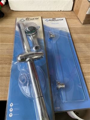 Hand Shower and 490 mm Glass Shelf Thumbnail