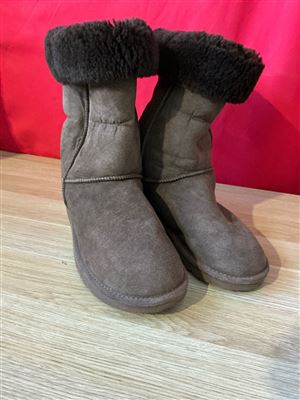UGG Boots, Long Pull On's, Chocolate Colour Boot & Wool, Size 6 Thumbnail