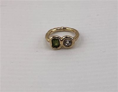 Gold Ring Thumbnail