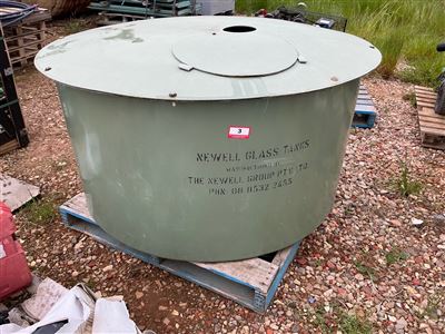 Fibreglass Tank 1500 mm x 750mm  (Collect From Penfield  Gardens ) Thumbnail
