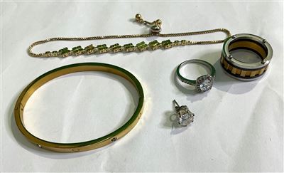 Costume Jewellery - Bangle , Rings, Anklet & Loose Earring Thumbnail