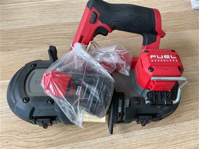 Milwaukee 12 Volt Cordless Hand Held Bandsaw -  FBS64- 1 Battery Thumbnail