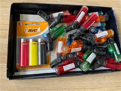 Quantity of Lighters Thumbnail