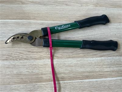 Garden Pruners - Cyclone Thumbnail