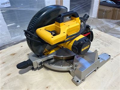 DeWalt 254 mm Electric Mitre  Saw Thumbnail