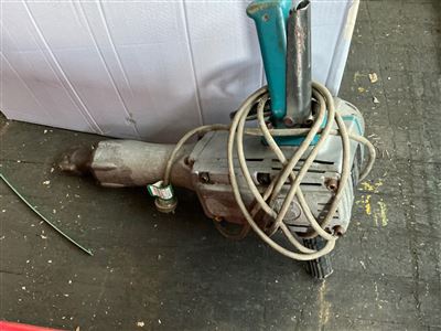 MAKITA Electric Jack Hammer - HM14- Not Tested Sold As Is- Thumbnail