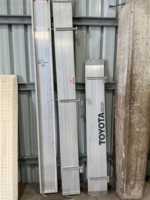 Set of Genuine Toyota Aluminium Tray Top Sides, Came Off 2010 Toyota Hilux (Located at Wingfield) Thumbnail