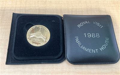 Commemorative Coin - Queen Elizabeth II Visit, Opening of Parliament House 9th May 1988 Thumbnail