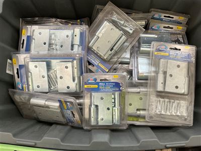 Tub of Approx 40- Asstd Sizes Galv. & Zinc Thumbnail