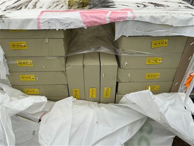 185 x 42, LOSP Treated Pre-Primed Pine, Finger Jointed D4S Pencil Round, 24 pcs @ 6.6 M, 158.4 Lin Metres Total Pk 767173-00 Thumbnail