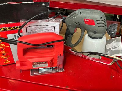 Ozito Electric Spray Gun and Electric Jigsaw Thumbnail