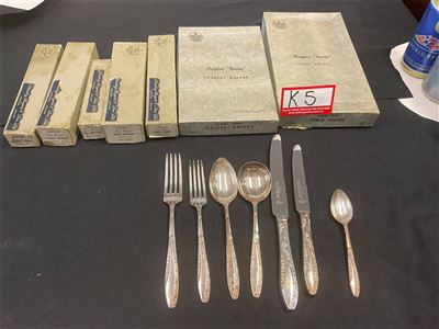 Stanley Rogers Irene Cutlery Set For 6 People, 7 Pieces Each Thumbnail