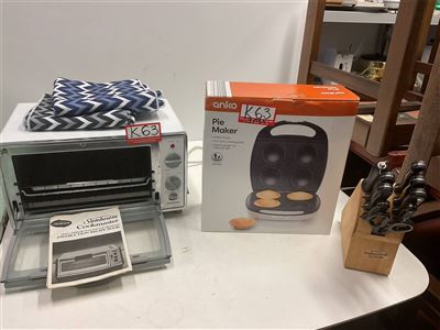 Sunbeam Cookmaster Oven, Grill, Toaster, Top Browner, Anko Pie Maker, 10 Piece Knife Set And Tea Towels, Not Tested "Sold As Is" Thumbnail