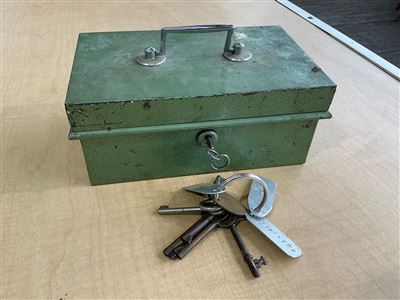 Vintage Victa Series Steel Cash Box, Made in England, with Key and Keys Thumbnail