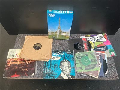 Quantity of 45 Records , 78 Rpm Records etc. Thumbnail