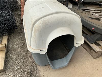 Dog Kennel - Plastic (Collect From Greenfields ) Thumbnail