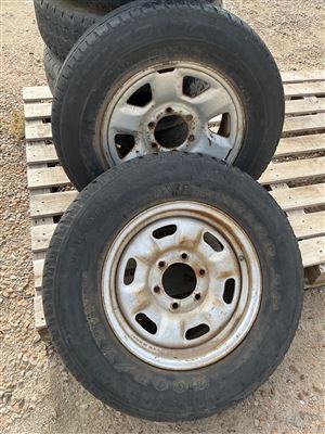 Four Wheel Drive Wheels - 6 Stud - 245 /70 -16" Quantity.Of 2 (Collect From Greenfields Thumbnail