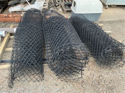 Cyclone Mesh Fencing -Approx 30 Metres -  Black with Quantity of Posts / Poles (Collect From Greenfields ) Thumbnail