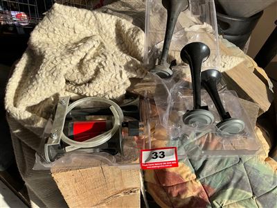Air Horns -(Collect From Greenfields ) Thumbnail