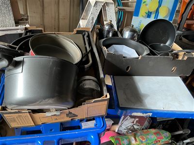 Quantity.Of Saucepans and Snack Toaster (Collect From Greenfields ) Thumbnail