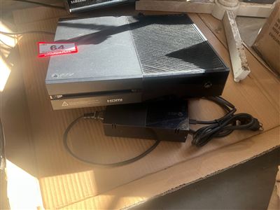 x Box One Consule and Samsung DVD Player  (Collect From Greenfields ) Thumbnail