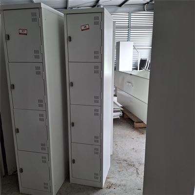 Steel Combo 4 Door Personal Locker -( Collect From Victor Harbor ) Thumbnail