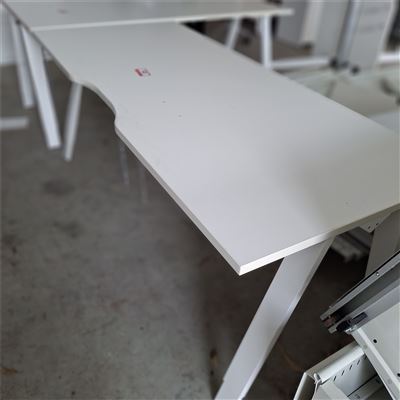 Workstation Desk - 1800 X800 mm  -( Collect From Victor Harbor ) Thumbnail